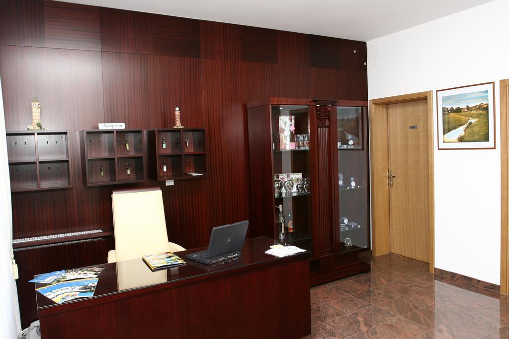 Apartmani Marbis Koprivnica Exterior photo